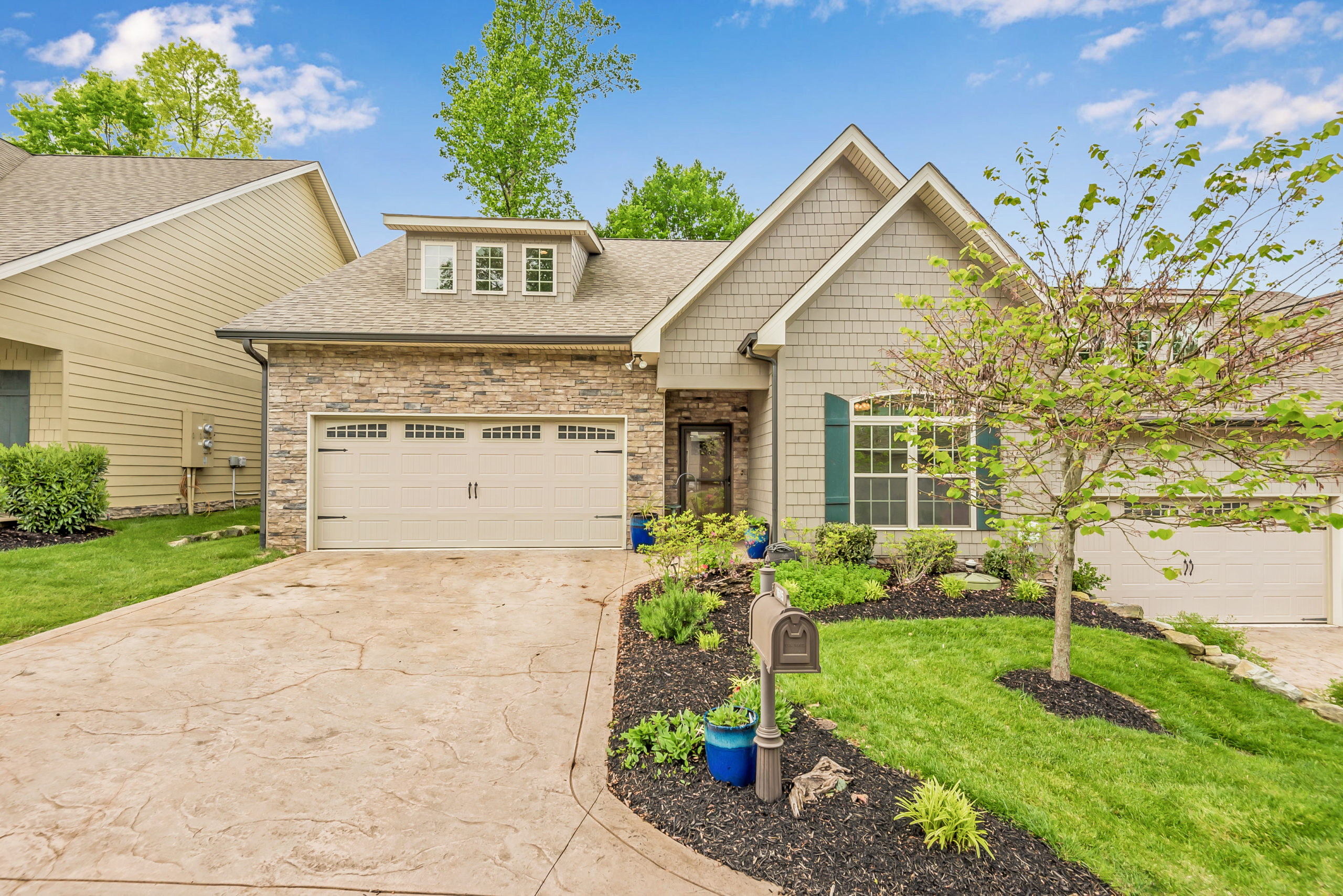 Upscale condos available in Rocky Hill Randy Susong, Realty Executives Associates